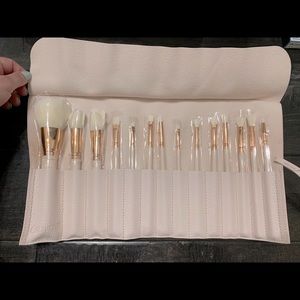 Colourpop brush set